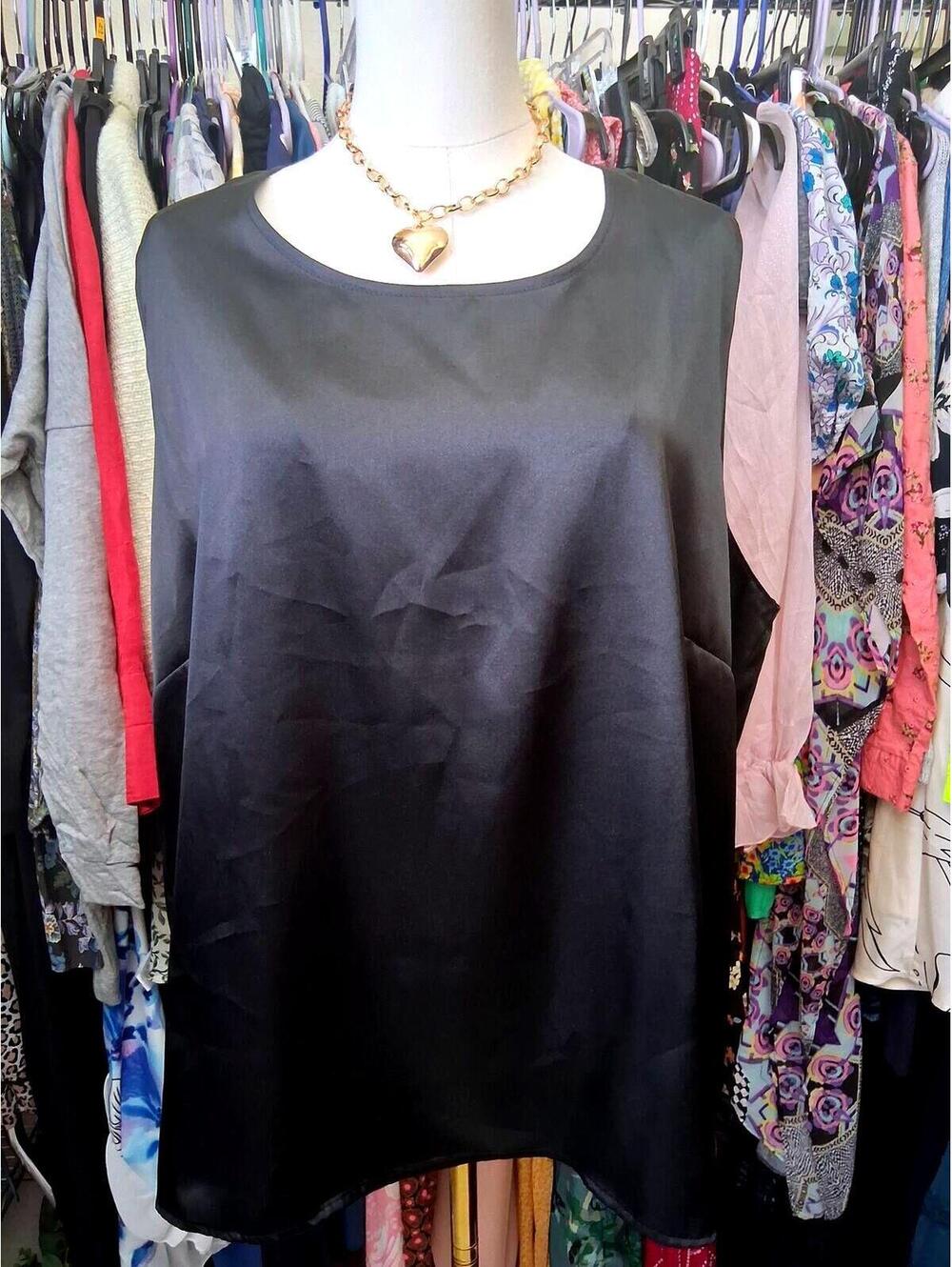 Notations Clothing Blouse Vintage Black Satin Crew Neck Slits Top 3XL